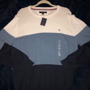 Large Tommy Hilfiger Sweater